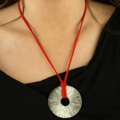 Collier Avec Rond Métal Argenté Assia